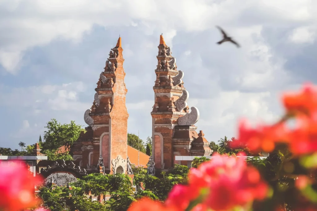 Balinesisches Spalttor eines Hindutempels auf Bali