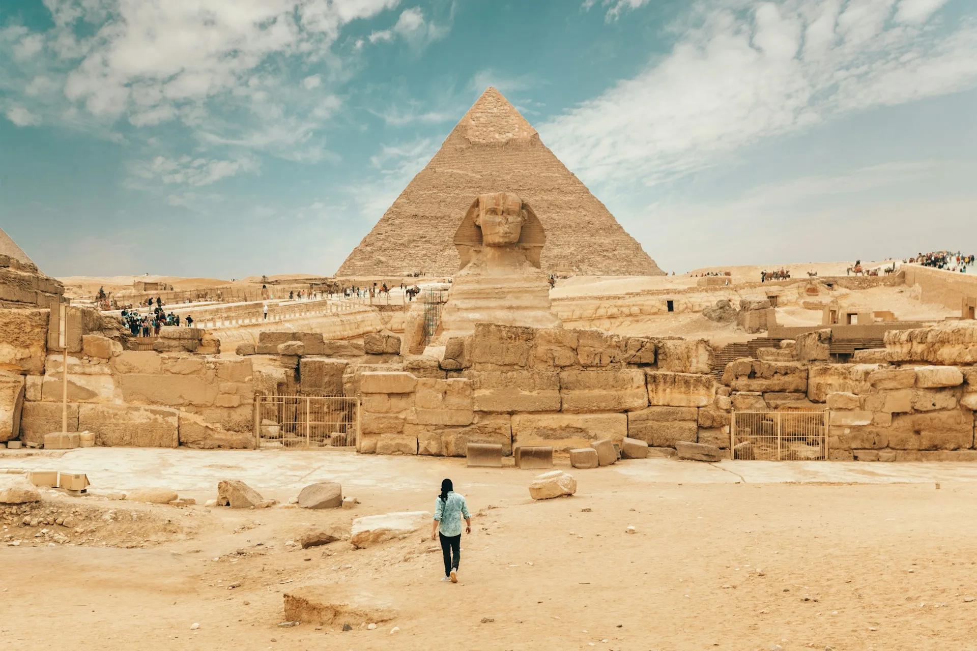 Große Sphinx vor der Pyramide von Gizeh in Ägypten